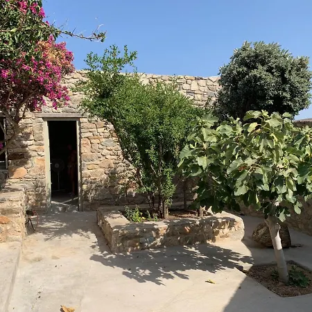 Mandri * Serifos Town