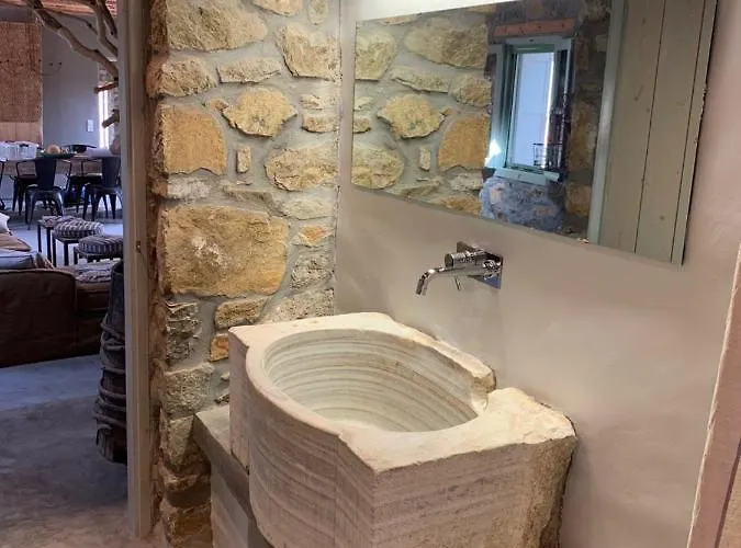 לינה וארוחת בוקר Mandri *