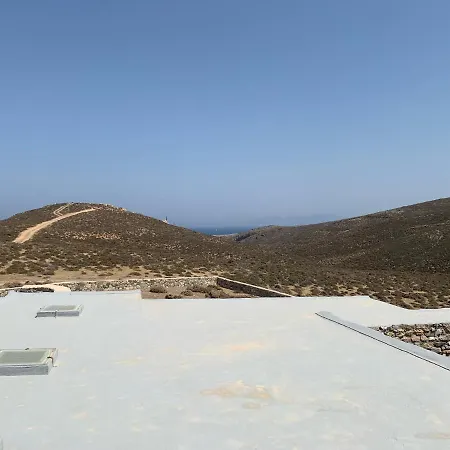 Mandri Serifos Town