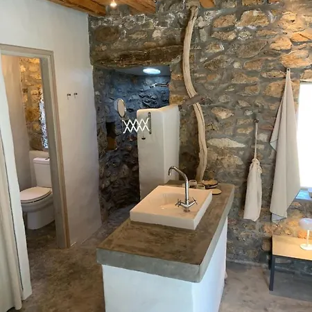 Mandri Serifos Town