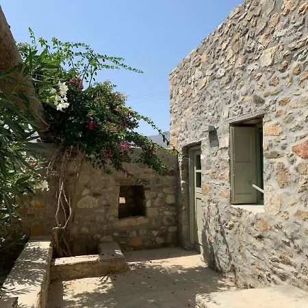 Mandri Serifos Town
