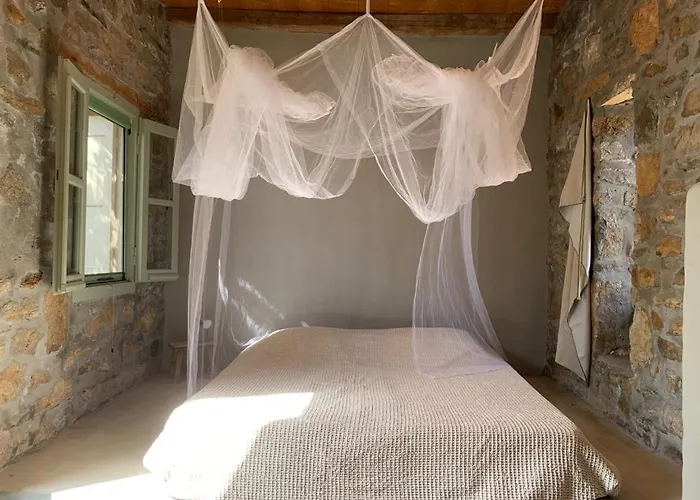 Mandri Bed and Breakfast Σέριφος